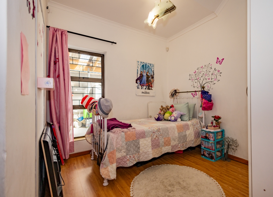 4 Bedroom Property for Sale in Rouxville Western Cape